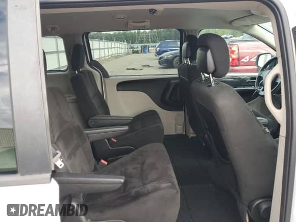 2015 Dodge Grand Caravan SE Plus with VIN 2C4RDGBG7FR558618, listed as a Copart auction lot 81121815 with 180,716 mi miles and Salvage title. Bid and sale history available at DreamBid. Image 11.
