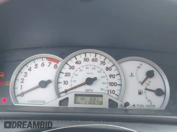 2008 Toyota Corolla CE с VIN 2T1BR32E98C925807, выставлен на аукционе IAAI как лот 42949375 с пробегом 116 579 миль миль и . История ставок и продаж доступна на DreamBid. Изображение 7.