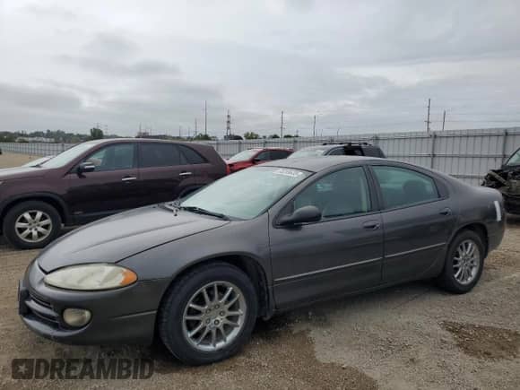 2004 Dodge Intrepid SE with VIN 2B3HD46R64H631021, listed as a Copart auction lot 85269635 with 121,632 mi miles and Salvage title. Bid and sale history available at DreamBid. Image 1.