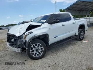 2024 Toyota Tundra 1794 Edition with VIN 5TFMA5DB7RX200417, listed as a Copart auction lot 71233375 with 9,127 mi miles and Clean title. Bid and sale history available at DreamBid. Image 1.