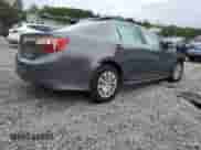 2014 Toyota Camry LE z VIN 4T4BF1FK0ER423085, wystawiony jako Copart lot #83872375 z przebiegiem Nie podano mil oraz Szkoda całkowita • Salvage title. Historia ofert i sprzedaży dostępna na DreamBid. Obrazek 3.