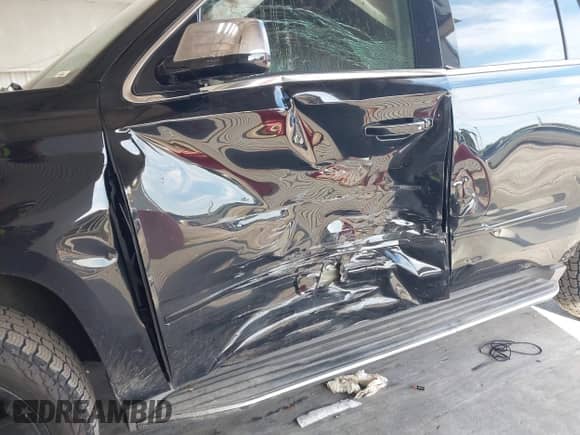 2015 Chevrolet Tahoe LTZ с VIN 1GNSKCKC6FR297265, выставлен на аукционе IAAI как лот 43416427 с пробегом 165 342 миль миль и . История ставок и продаж доступна на DreamBid. Изображение 6.