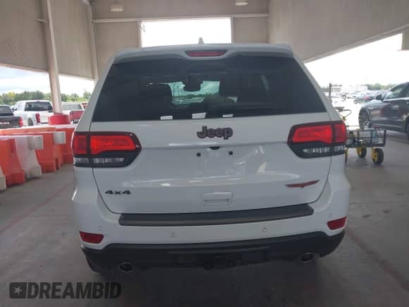 2020 Jeep Grand Cherokee Trailhawk with VIN 1C4RJFLG6LC387690, listed as a IAAI auction lot 43126007 with 67,940 mi miles and . Bid and sale history available at DreamBid. Image 16.