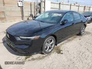 2023 Honda Accord EX-L z VIN 1HGCY2F6XPA040511, wystawiony jako Copart lot #70449745 z przebiegiem 44 736 mil mil oraz Szkoda całkowita • Salvage title. Historia ofert i sprzedaży dostępna na DreamBid. Obrazek 1.
