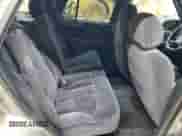 2001 Chevrolet Blazer LT z VIN 1GNDT13W712214351, wystawiony jako Copart lot #70259904 z przebiegiem 191 799 mil mil oraz Szkoda całkowita • Salvage title. Historia ofert i sprzedaży dostępna na DreamBid. Obrazek 11.