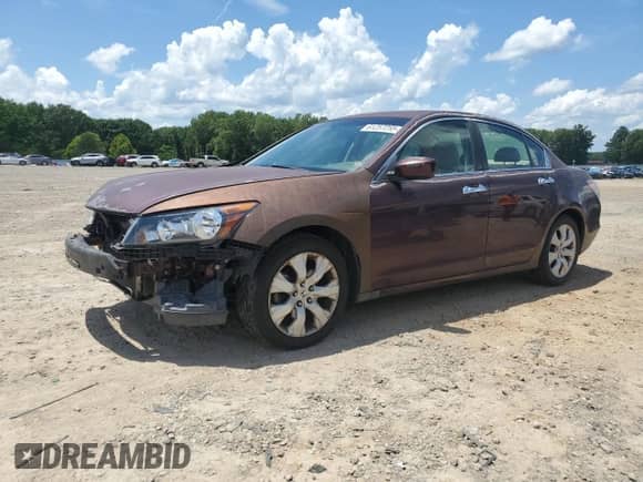 2010 Honda Accord EX with VIN 5KBCP3F74AB014650, listed as a Copart auction lot 61257255 with 161,600 mi miles and Salvage title. Bid and sale history available at DreamBid. Image 1.