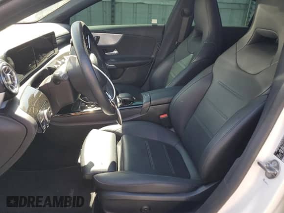 2020 Mercedes-Benz CLA 250 с VIN WDD5J4GBXLN023171, выставлен на аукционе Copart как лот 72099665 с пробегом 55 227 миль миль и Списание • Salvage title. История ставок и продаж доступна на DreamBid. Изображение 7.