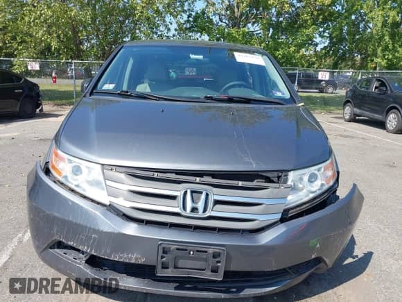 2013 Honda Odyssey LX с VIN 5FNRL5H25DB032192, выставлен на аукционе IAAI как лот 43265170 с пробегом 213 426 миль миль и . История ставок и продаж доступна на DreamBid. Изображение 12.