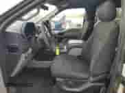 2018 Ford F-150 XL z VIN 1FTEW1CP7JKC25122, wystawiony jako Copart lot #86538425 z przebiegiem 118 557 mil mil oraz Szkoda całkowita • Salvage title. Historia ofert i sprzedaży dostępna na DreamBid. Obrazek 7.