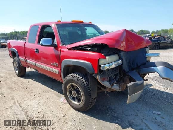 2002 Chevrolet Silverado 2500HD LT с VIN 1GCHK29112E303783, выставлен на аукционе IAAI как лот 42798214 с пробегом Не указан миль и . История ставок и продаж доступна на DreamBid. Изображение 1.