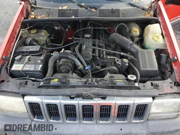 1996 Jeep Grand Cherokee с VIN 1J4EZ58S9TC107589, выставлен на аукционе Copart как лот 42750895 с пробегом 271 300 миль миль и Списание • Salvage title. История ставок и продаж доступна на DreamBid. Изображение 11.