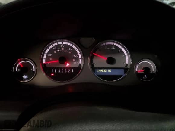 2007 Saturn Relay 2 with VIN 5GZDV03117D103663, listed as a Copart auction lot 82832584 with 149,832 mi miles and Clean title. Bid and sale history available at DreamBid. Image 9.
