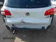 2017 Volkswagen Tiguan Sport с VIN WVGUV7AX8HW509698, выставлен на аукционе IAAI как лот 41705583 с пробегом 41 916 миль миль и . История ставок и продаж доступна на DreamBid. Изображение 6.