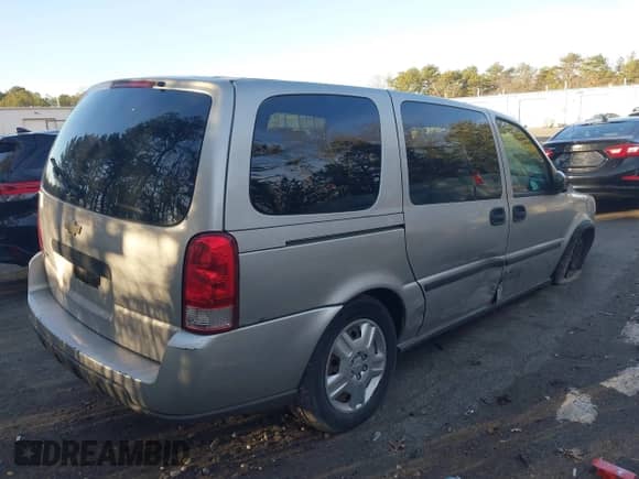 2007 Chevrolet Uplander Cargo с VIN 1GBDV13157D120056, выставлен на аукционе IAAI как лот 41762749 с пробегом 76 058 миль миль и . История ставок и продаж доступна на DreamBid. Изображение 4.