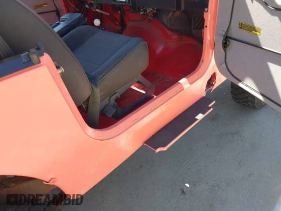 1992 Jeep Wrangler с VIN 2J4FY29S6NJ550604, выставлен на аукционе IAAI как лот 42923902 с пробегом 155 659 миль миль и . История ставок и продаж доступна на DreamBid. Изображение 13.