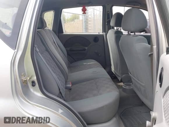 2004 Chevrolet Aveo с VIN KL1TD62634B257192, выставлен на аукционе IAAI как лот 42162514 с пробегом 142 156 миль миль и . История ставок и продаж доступна на DreamBid. Изображение 8.