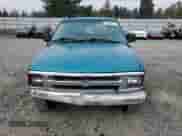 1994 Chevrolet S-10 LS with VIN 1GCDT19W7R8158226, listed as a Copart auction lot 75836424 with 162,213 mi miles and Salvage title. Bid and sale history available at DreamBid. Image 5.