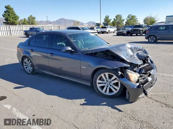 2007 BMW 3 Series 328i z VIN WBAVA33537PV66051, wystawiony jako Copart lot #82264715 z przebiegiem 102 572 mil mil oraz Szkoda całkowita • Salvage title. Historia ofert i sprzedaży dostępna na DreamBid. Obrazek 4.