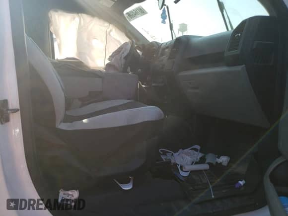 2017 Ford F-150 XL z VIN 1FTMF1C89HKD07223, wystawiony jako Copart lot #80164985 z przebiegiem Nie podano mil oraz Szkoda całkowita • Salvage title. Historia ofert i sprzedaży dostępna na DreamBid. Obrazek 10.