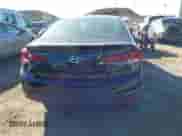 2019 Hyundai Elantra SE с VIN 5NPD74LF7KH420140, выставлен на аукционе IAAI как лот 41497750 с пробегом 68 588 миль миль и . История ставок и продаж доступна на DreamBid. Изображение 16.