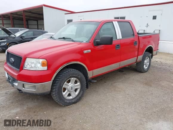 2004 Ford F-150 XLT with VIN 1FTPW14574KC79742, listed as a IAAI auction lot 41105059 with 153,254 mi miles and . Bid and sale history available at DreamBid. Image 2.