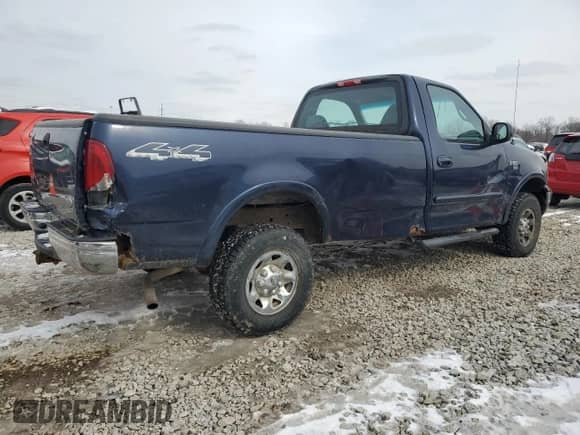 2002 Ford F-150 XL z VIN 2FTPF18L22CA42814, wystawiony jako Copart lot #45400785 z przebiegiem 53 831 mil mil oraz Szkoda całkowita • Salvage title. Historia ofert i sprzedaży dostępna na DreamBid. Obrazek 3.