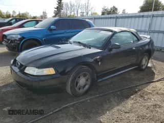 2000 Ford Mustang с VIN 1FAFP4441YF213628, выставлен на аукционе Copart как лот 81246005 с пробегом 227 268 миль миль и Чистый • Clean title. История ставок и продаж доступна на DreamBid. Изображение 1.