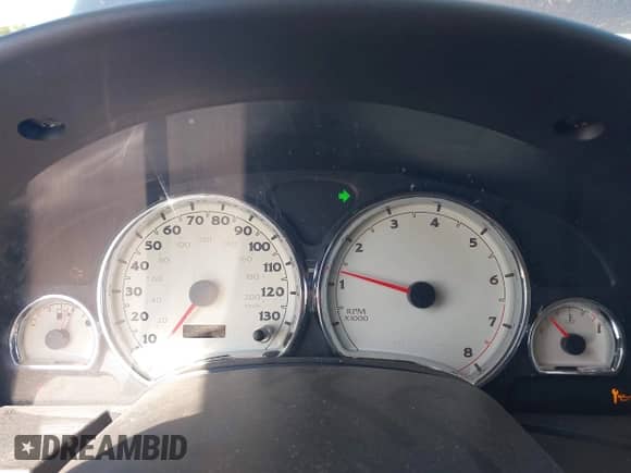 2007 Saturn VUE I4 z VIN 5GZCZ33D77S800715, wystawiony jako IAAI lot #43174256 z przebiegiem 132 705 mil mil oraz . Historia ofert i sprzedaży dostępna na DreamBid. Obrazek 7.