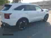 2025 Kia Sorento EX with VIN KNDRJDJH1S5390113, listed as a IAAI auction lot 43316794 with 10,163 mi miles and . Bid and sale history available at DreamBid. Image 4.