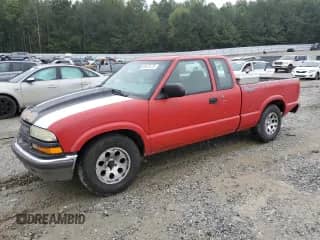 2003 Chevrolet S-10 с VIN 1GCCS19HX38135207, выставлен на аукционе Copart как лот 85473275 с пробегом 315 006 миль миль и Списание • Salvage title. История ставок и продаж доступна на DreamBid. Изображение 1.