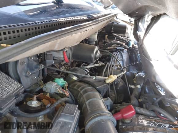 1997 Honda Odyssey LX z VIN JHMRA1862VC001190, wystawiony jako IAAI lot #41694335 z przebiegiem 216 802 mil mil oraz . Historia ofert i sprzedaży dostępna na DreamBid. Obrazek 10.