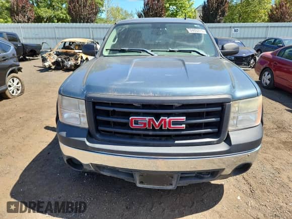 2008 GMC Sierra 1500 SLE1 with VIN 2GTEK13M081100944, listed as a Copart auction lot 70405315 with 190,173 mi miles and Clean title. Bid and sale history available at DreamBid. Image 5.