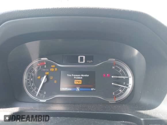 2017 Honda Pilot EX-L z VIN 5FNYF6H50HB083964, wystawiony jako IAAI lot #42658688 z przebiegiem 128 689 mil mil oraz . Historia ofert i sprzedaży dostępna na DreamBid. Obrazek 7.