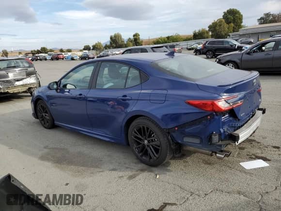 2025 Toyota Camry LE with VIN 4T1DAACK3SU142917, listed as a Copart auction lot 84263045 with 11,431 mi miles and Salvage title. Bid and sale history available at DreamBid. Image 2.
