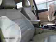 2017 Ford Escape Titanium с VIN 1FMCU9J97HUE25363, выставлен на аукционе IAAI как лот 43266448 с пробегом 68 661 миль миль и . История ставок и продаж доступна на DreamBid. Изображение 5.