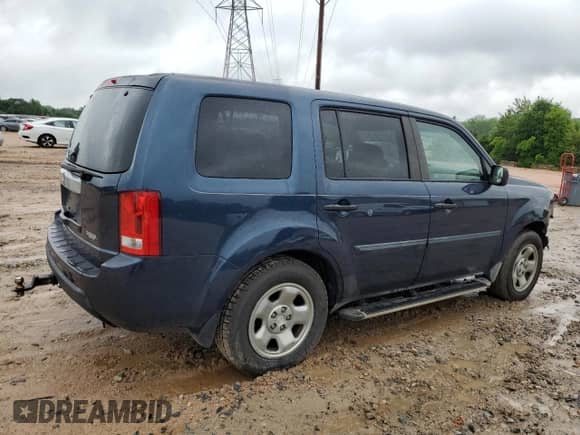2010 Honda Pilot LX with VIN 5FNYF3H29AB014670, listed as a Copart auction lot 56942375 with 178,729 mi miles and Salvage title. Bid and sale history available at DreamBid. Image 3.