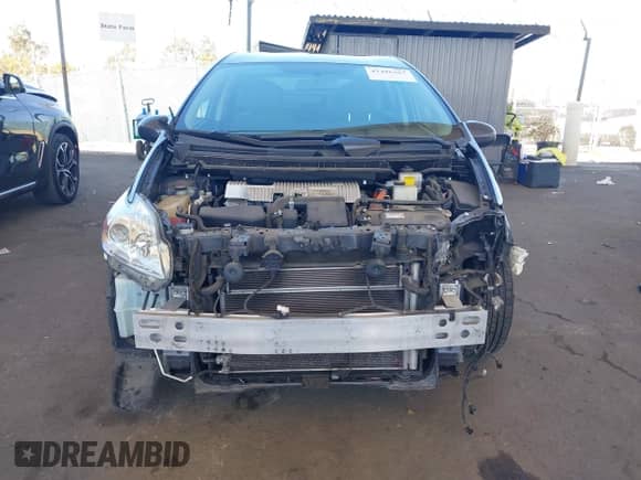 2015 Toyota Prius Four z VIN JTDKN3DU9F1938851, wystawiony jako IAAI lot #43486367 z przebiegiem 141 381 mil mil oraz . Historia ofert i sprzedaży dostępna na DreamBid. Obrazek 13.