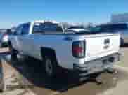 2015 Chevrolet Silverado 2500HD LT z VIN 1GC1KVE86FF520235, wystawiony jako IAAI lot #41664064 z przebiegiem 235 288 mil mil oraz . Historia ofert i sprzedaży dostępna na DreamBid. Obrazek 14.