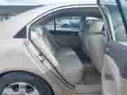 2008 Hyundai Sonata GLS z VIN 5NPET46C28H321204, wystawiony jako IAAI lot #43405219 z przebiegiem 88 802 mil mil oraz . Historia ofert i sprzedaży dostępna na DreamBid. Obrazek 8.