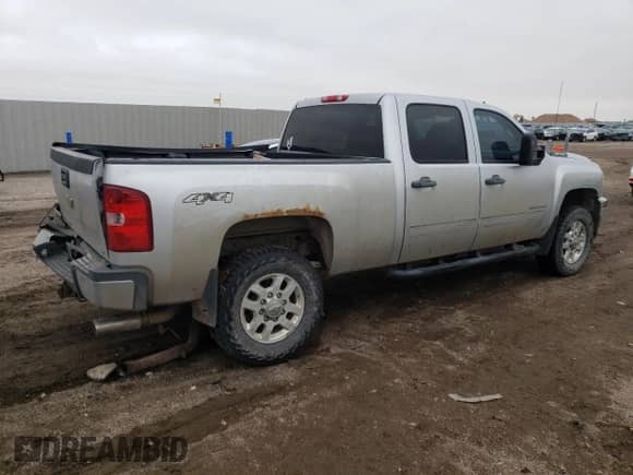 2011 Chevrolet Silverado 3500HD SRW LT z VIN 1GC4K0CG5BF228029, wystawiony jako Copart lot #78067624 z przebiegiem 122 102 mil mil oraz Szkoda całkowita • Salvage title. Historia ofert i sprzedaży dostępna na DreamBid. Obrazek 3.