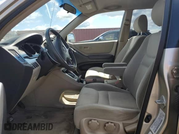 2003 Toyota Highlander с VIN JTEGD21A730049945, выставлен на аукционе Copart как лот 69484795 с пробегом 190 098 миль миль и Списание • Salvage title. История ставок и продаж доступна на DreamBid. Изображение 7.