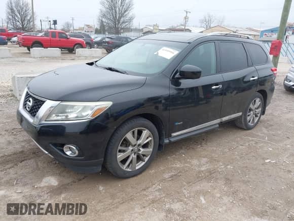 2014 Nissan Pathfinder Platinum Hybrid with VIN 5N1CR2MM5EC650035, listed as a IAAI auction lot 41935916 with 163,108 mi miles and . Bid and sale history available at DreamBid. Image 2.