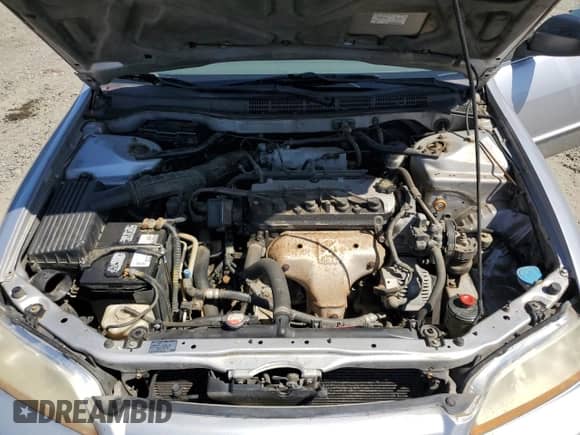 2001 Honda Accord VP с VIN 1HGCF866X1A027452, выставлен на аукционе Copart как лот 56801105 с пробегом 325 103 миль миль и Списание • Salvage title. История ставок и продаж доступна на DreamBid. Изображение 11.