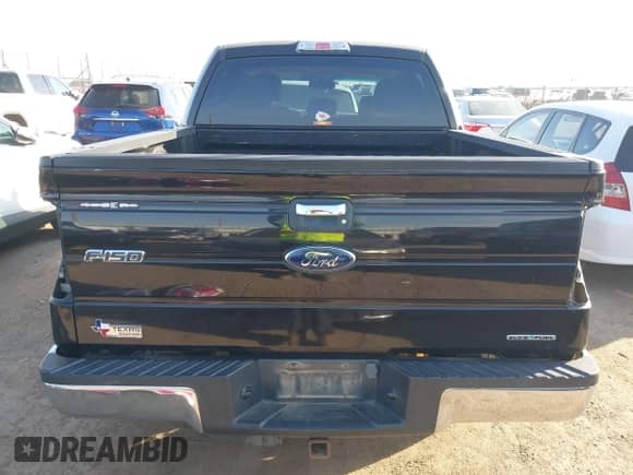 2013 Ford F-150 XL z VIN 1FTFW1CFXDKG07404, wystawiony jako IAAI lot #43452461 z przebiegiem 180 992 mil mil oraz . Historia ofert i sprzedaży dostępna na DreamBid. Obrazek 17.