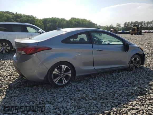 2014 Hyundai Elantra with VIN KMHDH6AH3EU028372, listed as a Copart auction lot 62357755 with 86,228 mi miles and Salvage title. Bid and sale history available at DreamBid. Image 3.