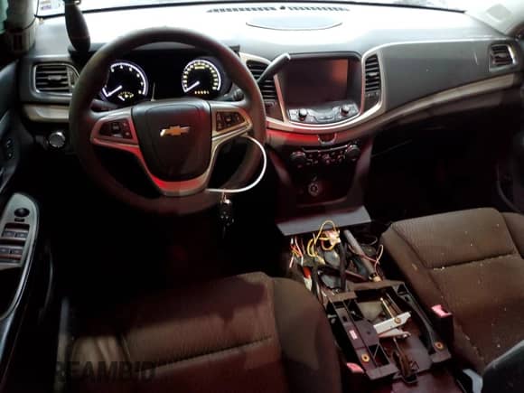 2014 Chevrolet Caprice Police Police с VIN 6G3NS5U28EL959714, выставлен на аукционе Copart как лот 50092034 с пробегом 107 150 миль миль и Списание • Salvage title. История ставок и продаж доступна на DreamBid. Изображение 8.