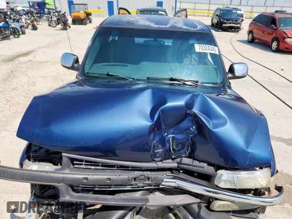 2002 Chevrolet Silverado 1500 с VIN 1GCEC14VX2Z165710, выставлен на аукционе Copart как лот 70324345 с пробегом 100 514 миль миль и Списание • Salvage title. История ставок и продаж доступна на DreamBid. Изображение 11.