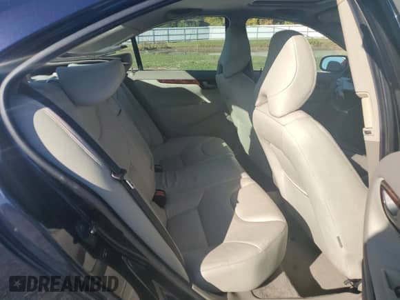 2007 Volvo S60 2.5L Turbo с VIN YV1RH592272604501, выставлен на аукционе Copart как лот 81914995 с пробегом 119 481 миль миль и Списание • Salvage title. История ставок и продаж доступна на DreamBid. Изображение 10.