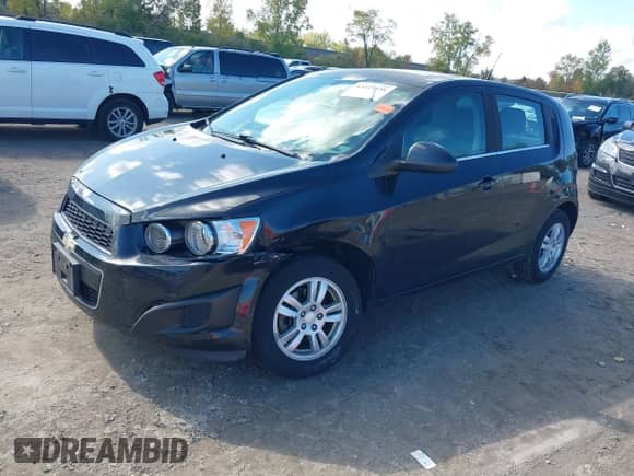 2014 Chevrolet Sonic LT с VIN 1G1JC6SB0E4103845, выставлен на аукционе IAAI как лот 43319338 с пробегом 60 767 миль миль и . История ставок и продаж доступна на DreamBid. Изображение 2.