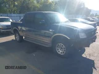 2002 Ford F-150 XLT с VIN 1FTRW08L12KB74302, выставлен на аукционе IAAI как лот 43384718 с пробегом 250 131 миль миль и . История ставок и продаж доступна на DreamBid. Изображение 1.